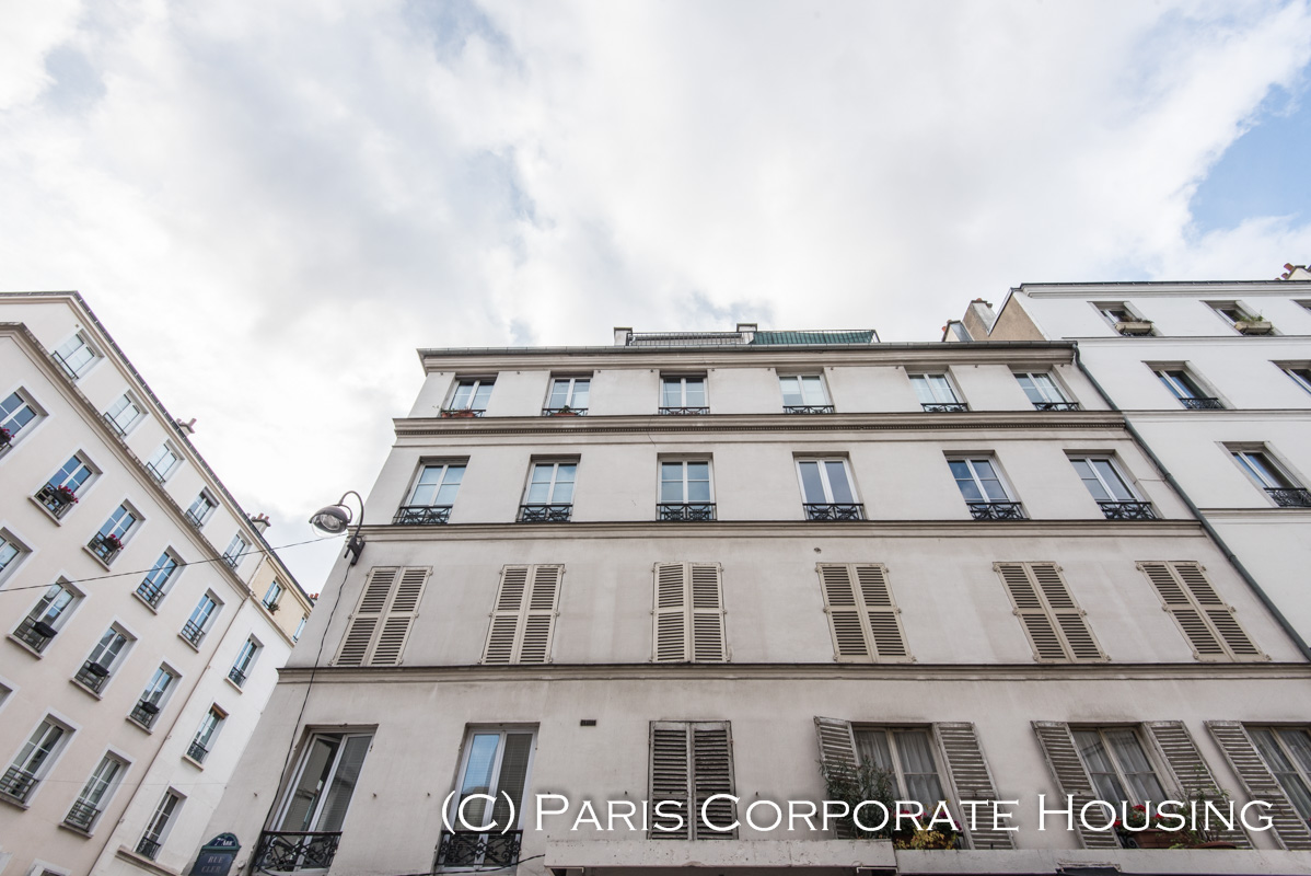 Rue Cler - 2 Bedrooms - Furnished